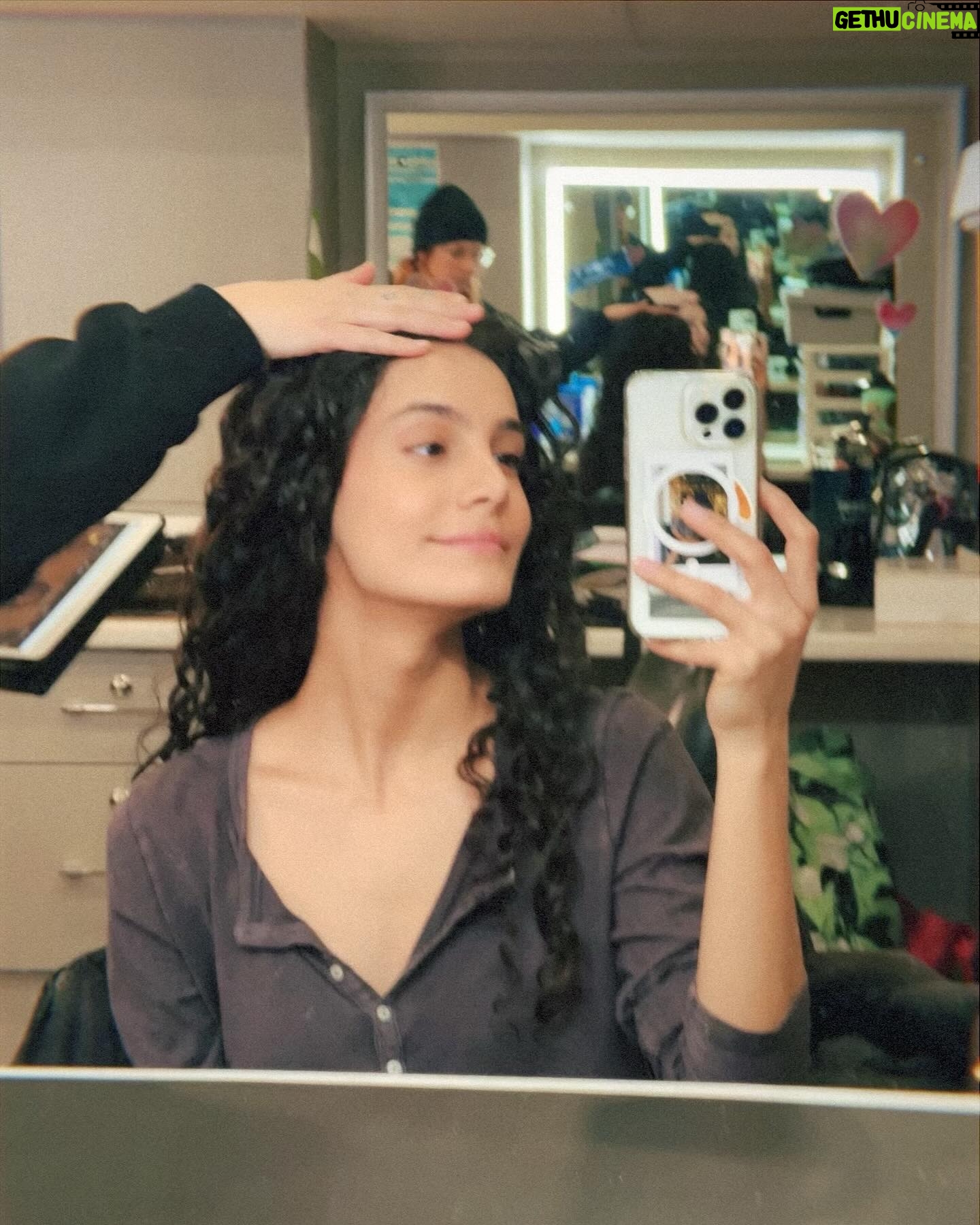 Pegah Ghafoori - 4K Likes - We’re halfway through filming! Give me your best season 3 predictionsss👇🏼