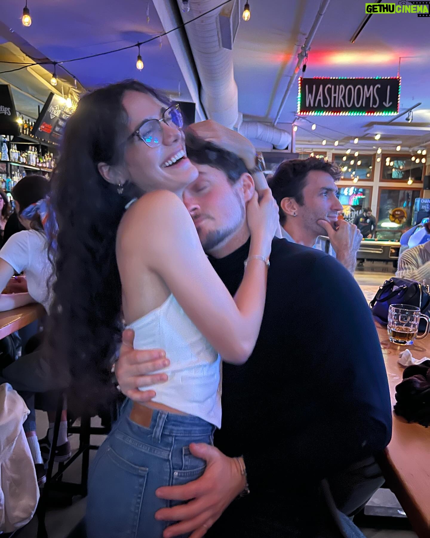 Pegah Ghafoori - 2K Likes - My Valentin(e) every day.❤️
Happy Valentine’s Day my loves!