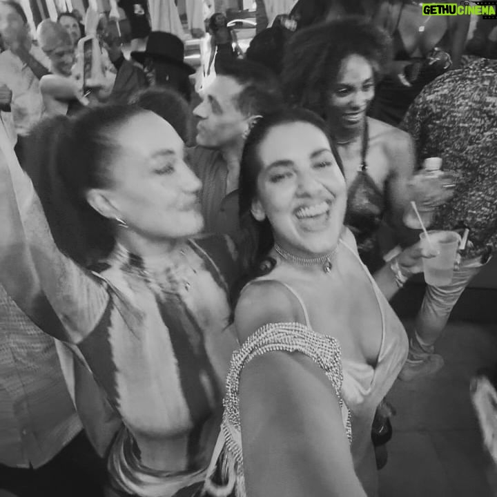Penny Lane - 19.4K Likes - What a weekend. @si_swimsuit it was everything and more. 🥳