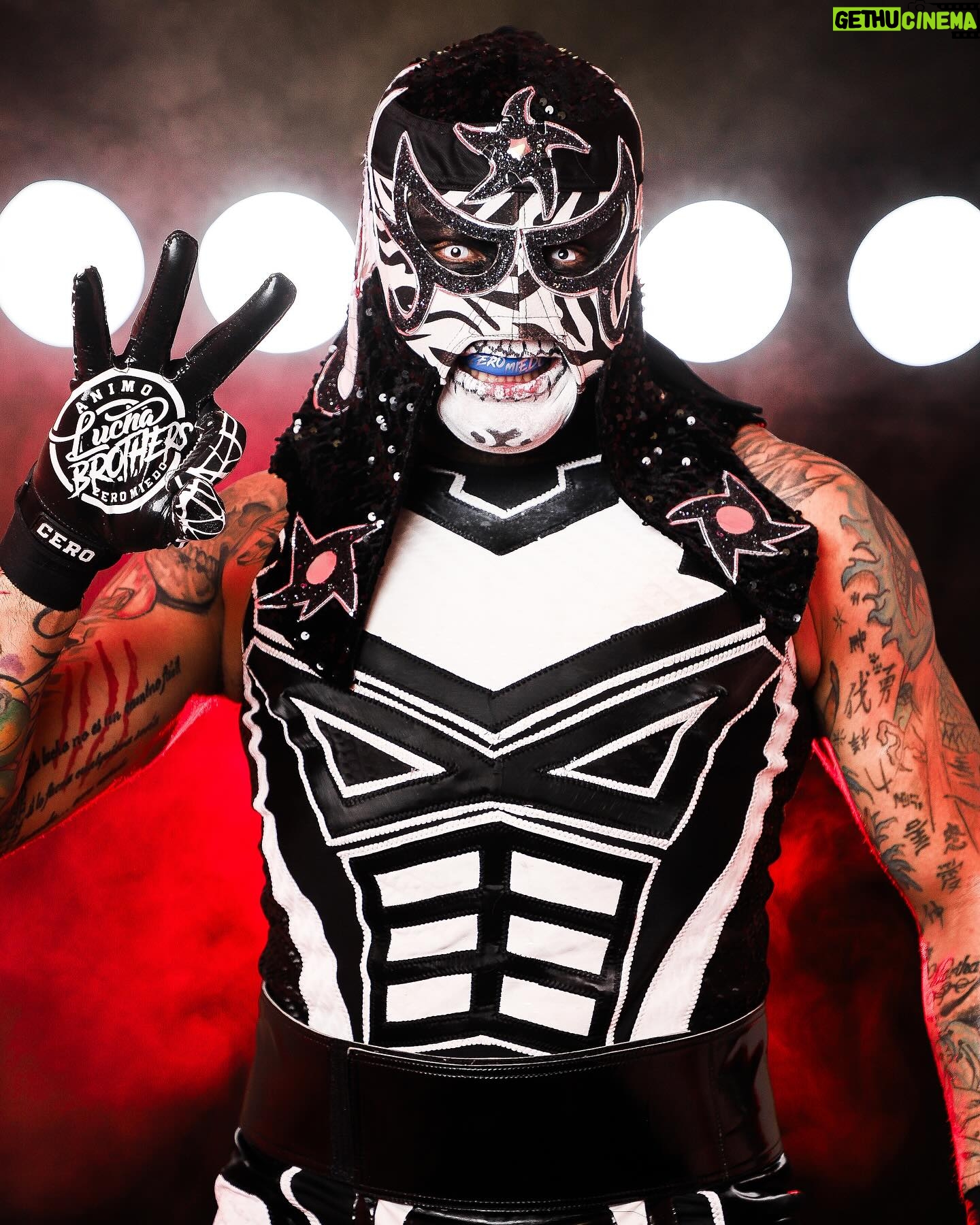 Pentagón Jr. - 7.5K Likes - Fotos para uno de los mejores representantes de la lucha libre mexicana en el mundo!🇲🇽📸
@penta_zero_miedo
.
.
@aew @luchalibreaaa
#canon #luchalibre #fotography