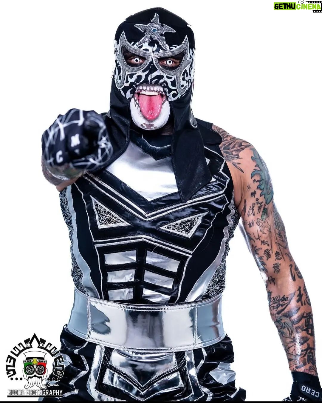 Pentagón Jr. - 5.3K Likes -
