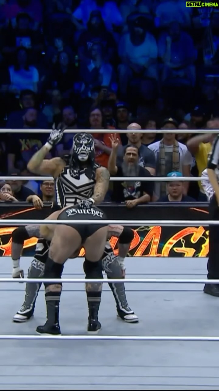 Pentagón Jr. - 13.8K Likes - @penta_zero_miedo is victorious against The Butcher @andycomplains! Watch #AEWRampage on TNT!