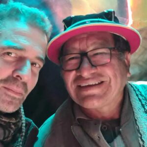 Pêpê Rapazote Instagram - Linda festa do lado de fora e uma viagem de 10 minutos para chegar ao coração da mina apenas para encontrar os mais belos rituais pagãos #potosi #bolivia #lareinadelsur

As muitas almas presas nestas minas transformam estes rituais em celebrações profundamente espirituais

Ver videos até ao fim 😉

Linda fiesta en las afueras y 10 minutos para llegar al corazón de la mina solo para encontrar los más bellos rituales paganos #potosi #bolivia #lareinadelsur

Watch vídeos till the end 😉

Beautiful party outside and 10 minutes drive to get to the heart of the mine only to find the most beautiful pagan rituals #potosi #bolivia #lareinadelsur

The ammount of souls trapped in the mines make these some of the deepest spiritual rituals