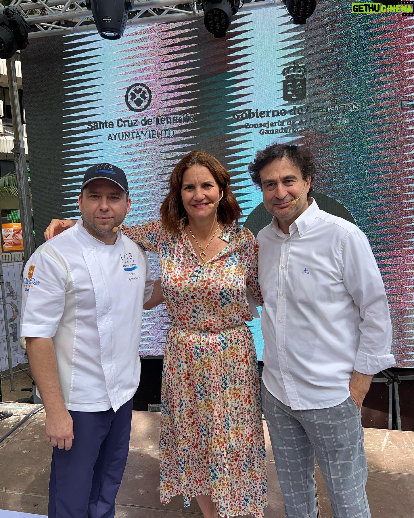 Pepe Rodríguez - 9.7K Likes - Que maravilloso día en Tenerife viviendo en directo @feriaagrocanarias con los amigos de @aquanaria Hablando de gastronomía canaria. Sus productos sus cocineros y sus lubinas. Nos vemos pronto !!!!!