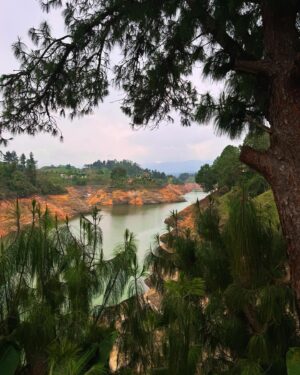 Pepe Valdivieso Instagram - Guatapé 🇨🇴✨

#guatape #colombia