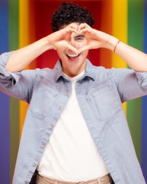 Pepe Valdivieso Instagram - Love yourself 🫶🏻 

#photos @brofluencers #loveislove #pride #lovewins