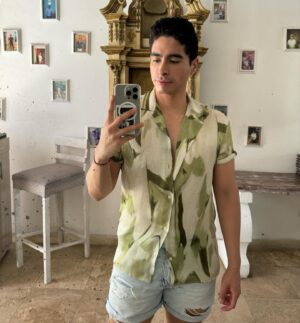 Pepe Valdivieso Instagram - Qué más, pues? 🇨🇴

#colombia #cartagena #travel #photo by la mami ✨