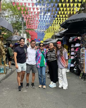 Pepe Valdivieso Instagram - Medellín es una chimba 🥳 🇨🇴 
#colombia #medellin #comuna13 #elpoblado