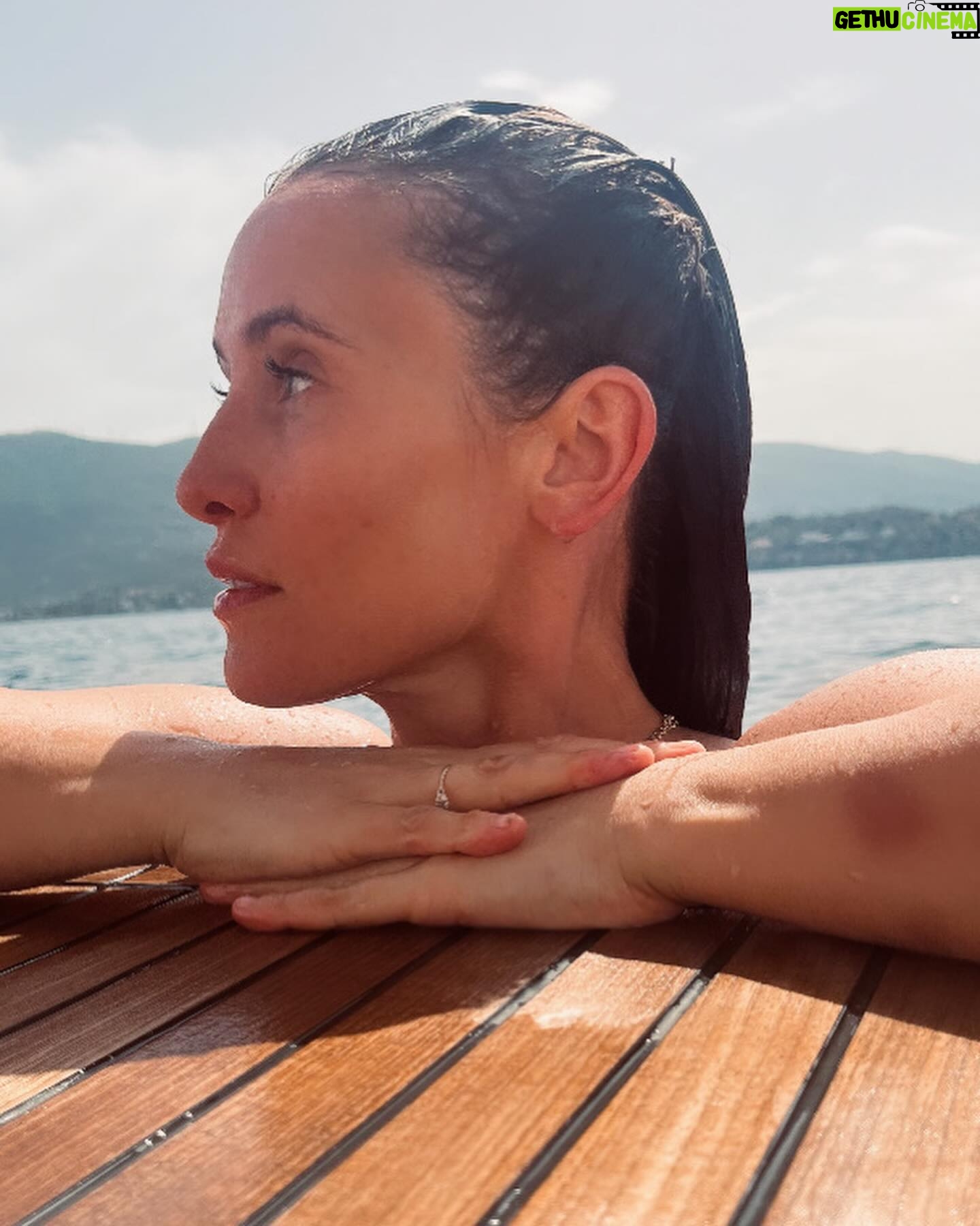 Peri Baumeister - 1K Likes - καλό ταξίδι
Recap sailing around Αthina @peugeot.deutschland
Most of the pics by ( feel free to guess which)
@andre.kirsch_photography