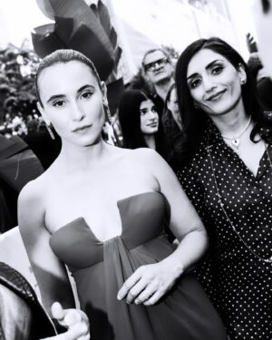 Peri Baumeister Instagram - “Sieger sein” macht seinen Namen alle Ehre und hat gestern beim Deutschen Filmpreis eine Lola für den besten Kinderfilm ❤️ gewonnen. 

Ich bin dir @soleen_yusef dankbar ein kleiner Teil in deiner Geschichte zu sein. 
Völlig überrumpelt und barfuß auf der Bühne. 

Danke and die @filmakademie und ihre Mitglieder ! 

Drehbuch und Regie: Soleen Yusef
DOP: Stephan Burchardt @stephan_burchardt 
Casting: Liza Stutzky ❤️ & Jacqueline Rietz @lizastutzky 

Produktion: DCM Pictures @dcm.family, Boje Buck Produktion, MDR, SWR, WDR
Dramaturgin: Wenka von Mikulicz

CAST:
Dileyla Agirman
Andreas Döhler @halimailter 
Sherine Ciara Merai @sherinemerai_ 
Und viele viele mehr.

🌹 @vestiaireco x @maisonvalentino @c.seherpr 
🌹 @messika 
🌹 HMU @patricia.hoos 
🌹 Styling @ninajensenstyling 
🌹 @inkastelljes & @malve_mgmt 

Pictures 
(C)Tristar Media
@clemensporikys 
@andreasrentz