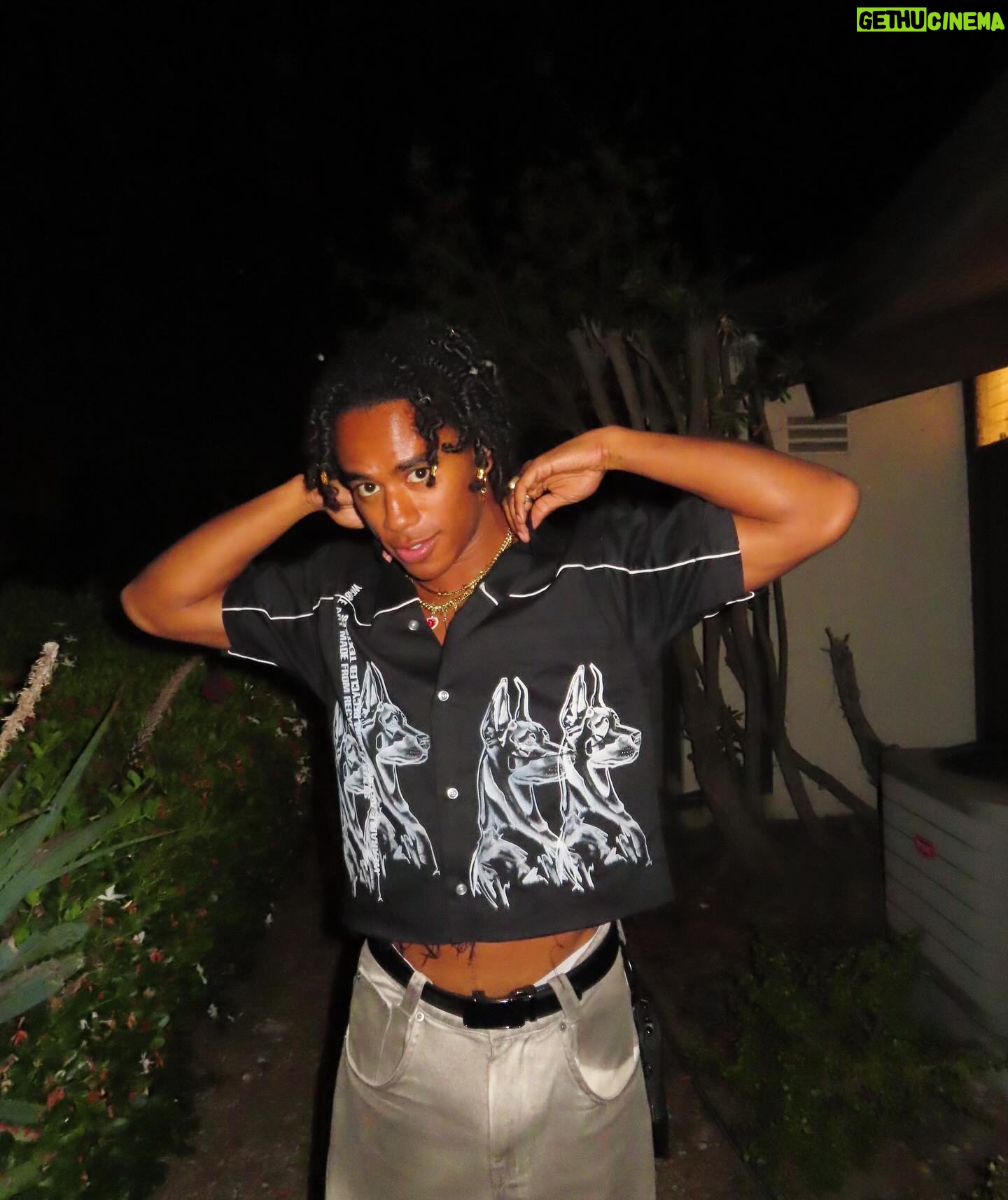 Perris Howard - 3 Likes - 🖤🖤🖤