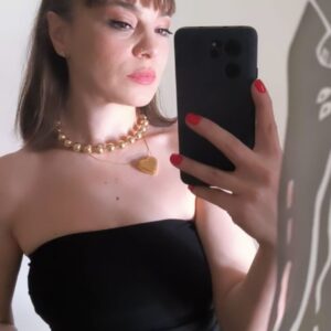 Pervin Bağdat Instagram - Balon etek modaymış ; fyi ! 😋