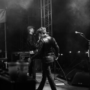 Pete Doherty Instagram - A very special night @onredcarbeachlive, until next time x

📸 @barnaby_fairley