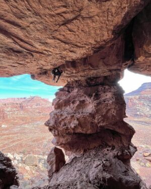 Pete Whittaker Instagram - This location and these roof cracks never disappoint. The moves on these routes are never that hard, but they’re often long and provide great endurance challenges, which is perfect onsight attempt territory, even on the harder grades.

Although @tompaulrandall and I spent a whole month long trip dedicated to checking out caves and roof cracks in this area, it still always excites me to recast an eye into the interesting caves we never got round to.
Having spent a lot of time here now it feels as though Tom and I picked the attainable big cherries, but...there are for sure still many smaller and possibly more difficult belters to be had. Infact, what am I saying? There are still huge cracks out there, but you might want to pitch those 😉 we called it good at a 100m roof pitch.

@mariaugustahs and I had the chance to jointly develop 3 new routes here over the last 3 days, which provided sizes from Hands to Chicken Wing 
Pic 1 and 2 - Mari just about to swing and rotate through to the perfectly placed pocket on 'Drama Mamma' the 5.12
Pic 3 and 4 - Me about to enter The Pleasure Box on the Dog-legged crack of ‘Witness The Splitness’, 5.13 (onsight)
Pic 5 - Mari on the cupped hands splitter of ‘Witness The Slitness’ 5.12 