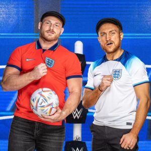 Peter England Instagram - SPORTSMEN

🏴󠁧󠁢󠁥󠁮󠁧󠁿 vs 🇲🇽 
@escobarwwe