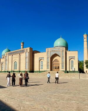 Peter Facinelli Instagram - Postcards from@#uzbekistan 
❤️#Tashkent #grateful #rahmat