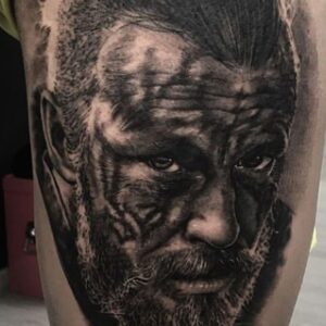 Peter Franzén Instagram - Today’s #historyvikings art & people , some skin art by @jose_manfredi