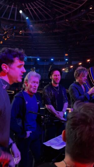 Peter Maffay Instagram - Wenn der Soundcheck schon Spaß macht ❤️