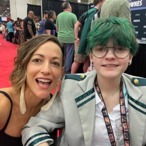 Peter Mayhew Instagram - This past weekend at @FanExpoDallas we had a very unique opportunity to spoil someone.  As we raise money for families impacted by crisis and disease it’s easy to forget the simple value of creating experiences for these families above and beyond battling the medical bills.  We are blessed with so many great friends that were at Fan Expo and helped make this experience memorable for Alyssa.

If you haven’t been following Alyssa’s story - back in February Alyssa (13) was hit by a car while walking down the sidewalk - she was then hit by a second car and both drivers fled the scene.  Alyssa was hanging on by a thread but somehow she pulled through and she’s now at a 24/7 rehab facility after being in a coma for three weeks.  The Fisher family was able to check Alyssa out of the facility Saturday so we could give her the full Fan Expo experience!

Huge thank you to @GuyGilchrist for sitting with Alyssa to draw her that beautiful Kermit art.  Thank you to @BrecBassinger for the time talking to Alyssa and taking photos.  Thank you to @Ravassa for the BOOP and all the goofy photos.  Thank you to @CliffordChapin - she was so excited to meet you.

Extra special huge thanks to @AshleyEckstein @jatactor and @mattlanter for all the help boosting our fundraiser between @icccnashville and here in Dallas, you guys are such amazing friends to the Foundation we can’t thank you and the @CelebWorx crew enough!

Huge shout out to the entire @WhatNot crew at Fan Expo for hosting the auction of Peter’s final autograph from Star Wars Celebration in 2019.  Helped us double our fundraising for this show - huge!

Last and most plentiful is our thanks to Star Garrison of @official501st and all the Star Wars Clubs that helped us raise $6,337 for the Foundation to help more kids like Alyssa.  As Peter said, “Wherever you find someone from the Five Hundred First you’ve found a friend!”