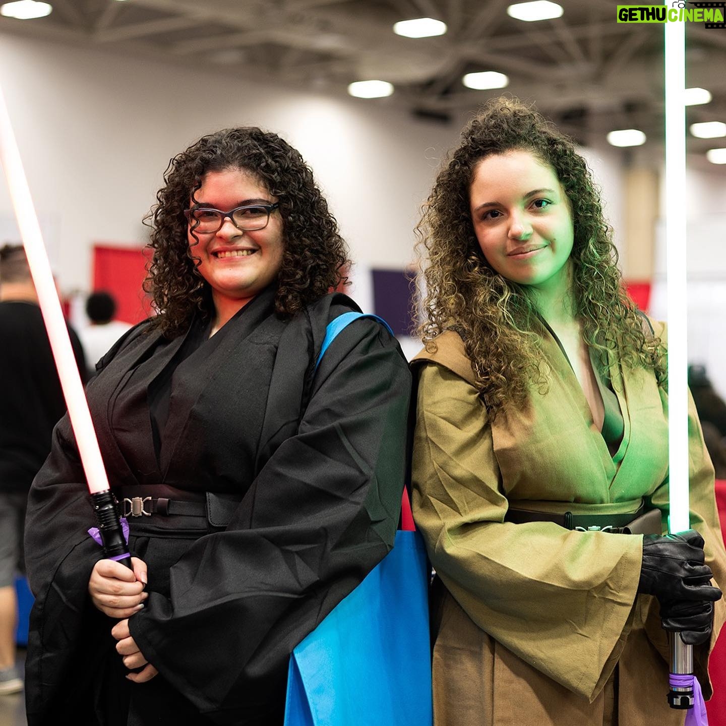 Peter Mayhew - 507 Likes - The cosplay at @fanexpodallas was out of this world! Which one is your favorite?
📸 by @jaclynrenaphotos
#cosplay #cosplayer #scarletwitch #starwars #kotor #revan #darthrevan #lightsaber #cadbane #fanexpo #mayhewfoundation