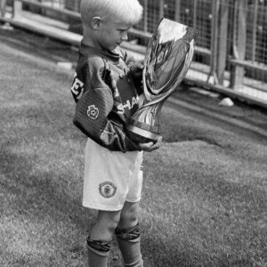 Peter Schmeichel Instagram - Happy birthday @kasperschmeichel ❤️
