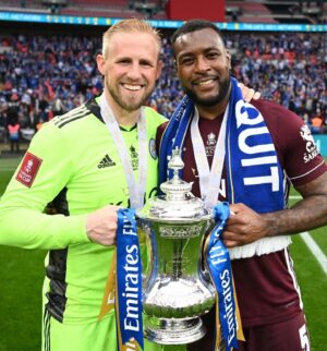 Peter Schmeichel Instagram - Congrats, very very proud ❤️