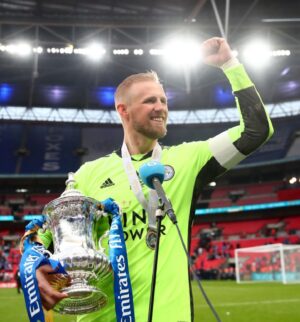 Peter Schmeichel Instagram - Congrats, very very proud ❤️