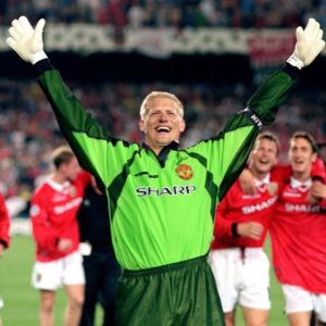 Peter Schmeichel Instagram - That night in Barcelona 21 years ago 😍🏆 #mufc #throwback
