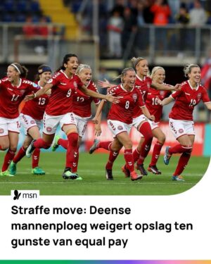 Petra De Sutter Instagram - Een mooi voorbeeld van hoe je een solidaire bondgenoot kan zijn voor anderen. 

De Deense mannenploeg weigert een opslag, zolang hun vrouwelijke collega’s niet hetzelfde basisloon ontvangen. 

Daarmee geven ze een sterk signaal: maak de sportwereld inclusiever en de voetbalwereld aantrekkelijker voor vrouwen. 

De Deense voetbalmannen gebruiken daarvoor hun eigen privilege. Indrukwekkend. 👏