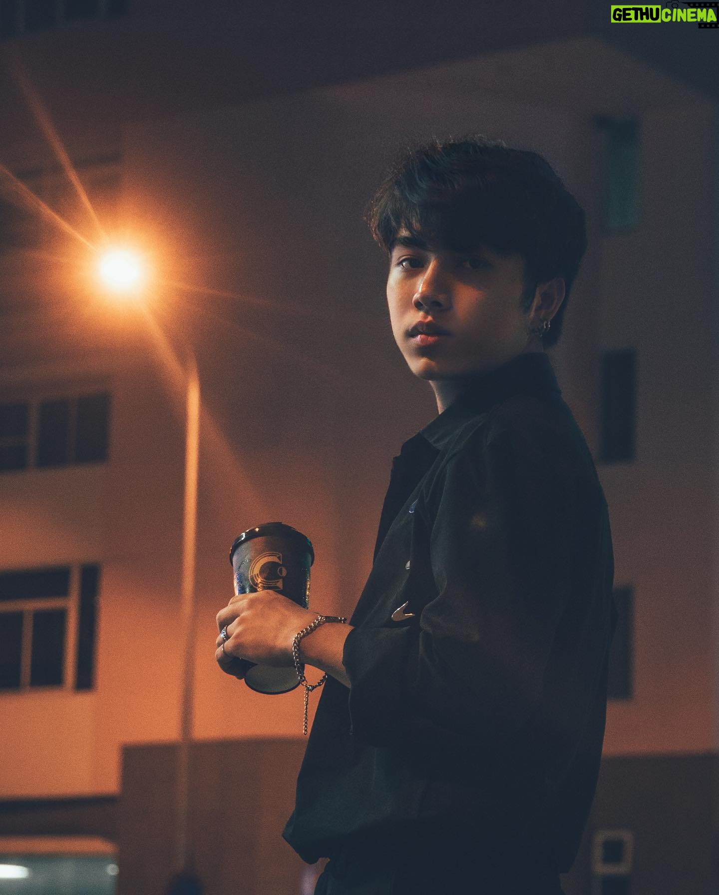 Phạm Thế Bằng - 296 Likes - Em ngọt ngào như thơ và mật
iu vào sẽ như thật như mơ 😀