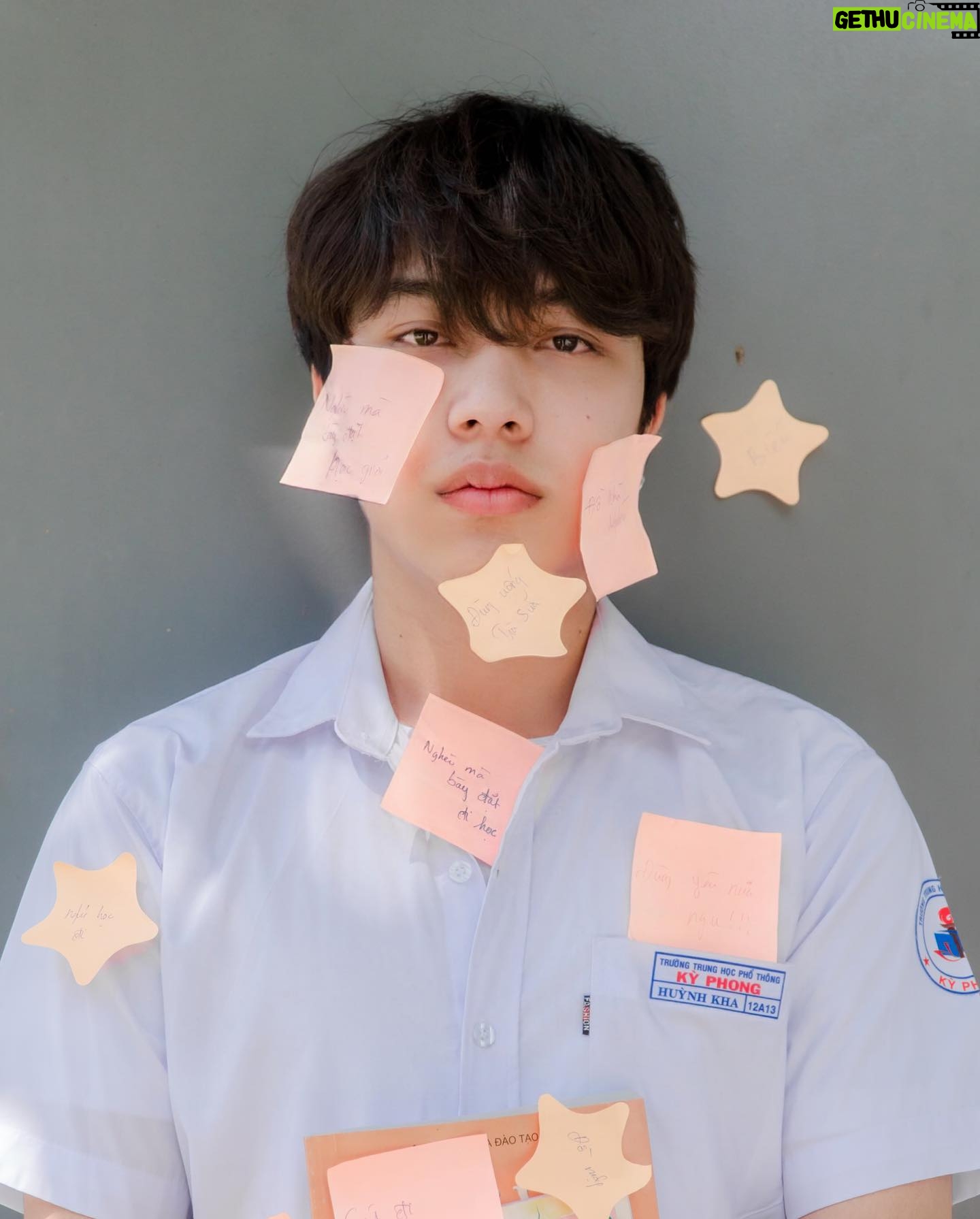 Phạm Thế Bằng - 367 Likes - Bạn đã từng bị bạo lực học đường hay bạo lực ngôn từ chưa? 🥹
“Chúng ta hãy dừng lại việc bạo lực đó được chứ?”