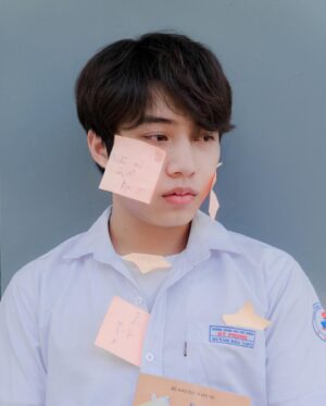 Phạm Thế Bằng Instagram - Bạn đã từng bị bạo lực học đường hay bạo lực ngôn từ chưa? 🥹 

“Chúng ta hãy dừng lại việc bạo lực đó được chứ?”