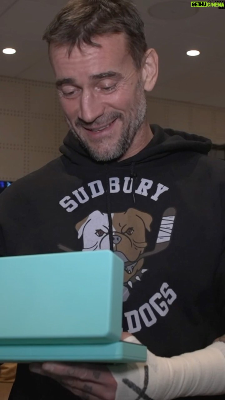 Phil Brooks - 183.6K Likes - Last night @TheGarden gifted @CMPunk something very special for his first match back! 🤩✨
#WWEMSG