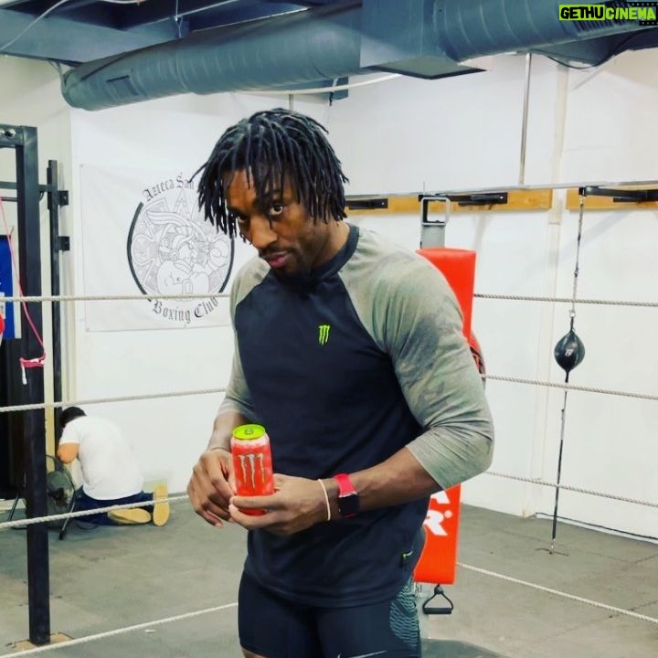 Phil Davis - 776 Likes - MONSTER ENERGY LETS ME BE A MONSTER IN THE RING!!💪
.
.
.
.
.
.
#mmatraining #mmafitness #fitnessgym #fitnesspageforall #fitnessclub #fightlife #fighterlife #successfulmindset