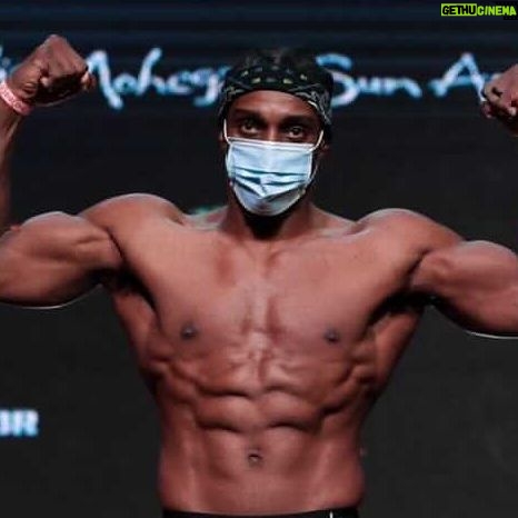 Phil Davis - 633 Likes - Game time🕹
.
.
.
.
.
.
.
#mmatraining #mmafitness #fitnessgym #bellator257 #fitnesspageforall #mmaworld #fitnessclub #fightlife #fighterlife #weighins #mmarussia #elbrusreigion #teamfedor #successfulmindset
#fighterdiet #mmaworkout #mmalifestyle #mmagold #abs #absondeck