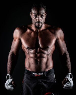 Phil Davis Instagram - Exactly 1 Week Out! Next Saturday it’s go time, Make sure you guys tune in💪 

.
.

.
.
.
.
#mmatraining #mmafitness #fitnessgym #fitnesspageforall #fitnessclub #fightlife #fighterlife #successfulmindset #monsterenergy