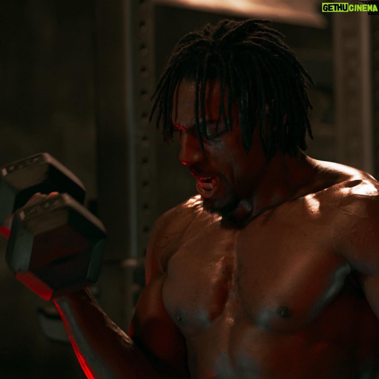 Phil Davis - 1.6K Likes - Nothing is Impossible. The word itself says “I’m Possible!”
@deadly.rythm & @ca_creative_adrenaline
.
.
.
.
.
.
#mmatraining #mmafitness #fitnessgym #fitnesspageforall #fitnessclub #fightlife #fighterlife #successfulmindset