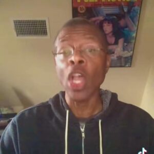 Phil LaMarr Instagram - Twitter got too Musky for me so I decided to give TikTokking a try. I figured why not mix something I LOVE - @hamiltonmusical - with something I do: cartoon voices? Check out the “Hamil-toon” version of GUNS & SHIPS! #hamilton #greenlantern #futurama #samuraijack