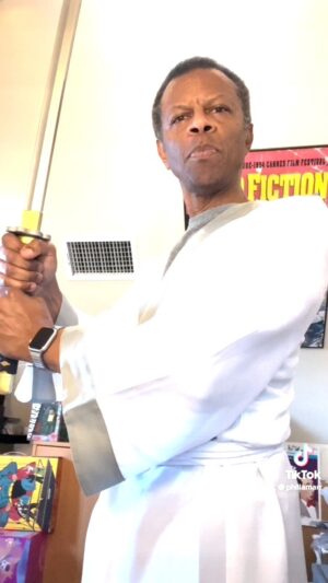 Phil LaMarr Instagram - Some mental health thoughts made me think about my weekend plans! Going to @bakersfield_collector_con Aug. 12-13! #bakersfield #collector #samuraijack #greenlantern #hermesconrad