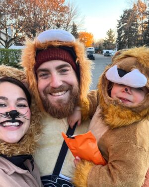 Phil Roy Instagram - Les rois d’la jungle. Bin… si la jungle c’était la rive-nord là. #Billierelish #jungleBill’z #lionking
