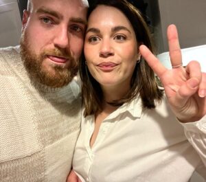 Phil Roy Instagram - Ensemble, équipés de nos ti-yeux funnés… ça faisait longtemps!! #funnéballoné #invinoveritâsse #unbeausamedisoir