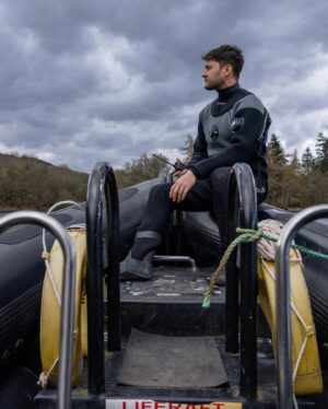 Phil Torres Instagram - On the water, or in the water… we’re on the lookout for one of the world’s most lovable mysteries. Any guesses?? 🏴󠁧󠁢󠁳󠁣󠁴󠁿 
#ExpeditionX