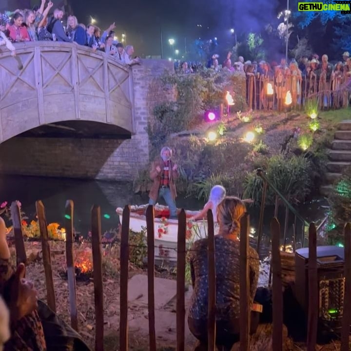 Phil Wang - 4.4K Likes - They built an entire music festival around the Wok’s Up noodle hut wtf
#glastonbury