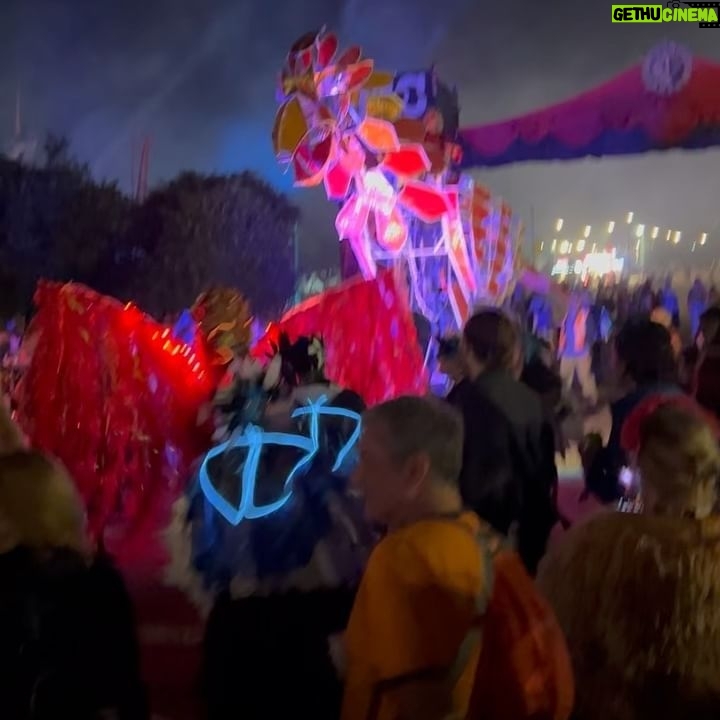 Phil Wang - 4.4K Likes - They built an entire music festival around the Wok’s Up noodle hut wtf
#glastonbury