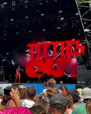 Phil Wang Instagram - They built an entire music festival around the Wok’s Up noodle hut wtf
#glastonbury