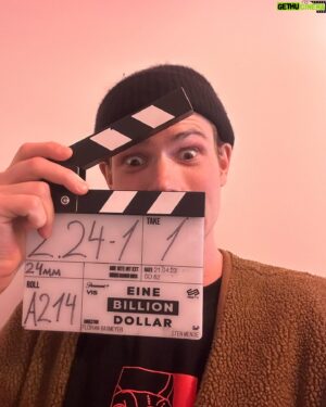 Philip Froissant Instagram - Just a few pics of our shoot for One Trillion Dollars.
More to come :) love to all the beautiful people I had the pleasure to share these intense months with ❤️‍🔥