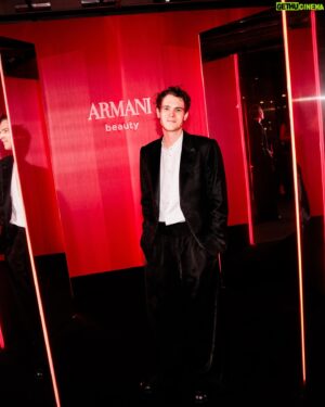 Philip Froissant Instagram - About last night. 
Thx for having me@

@armanibeauty #makeup 

📸 @clemensporikys ❤️

#Anzeige #Add