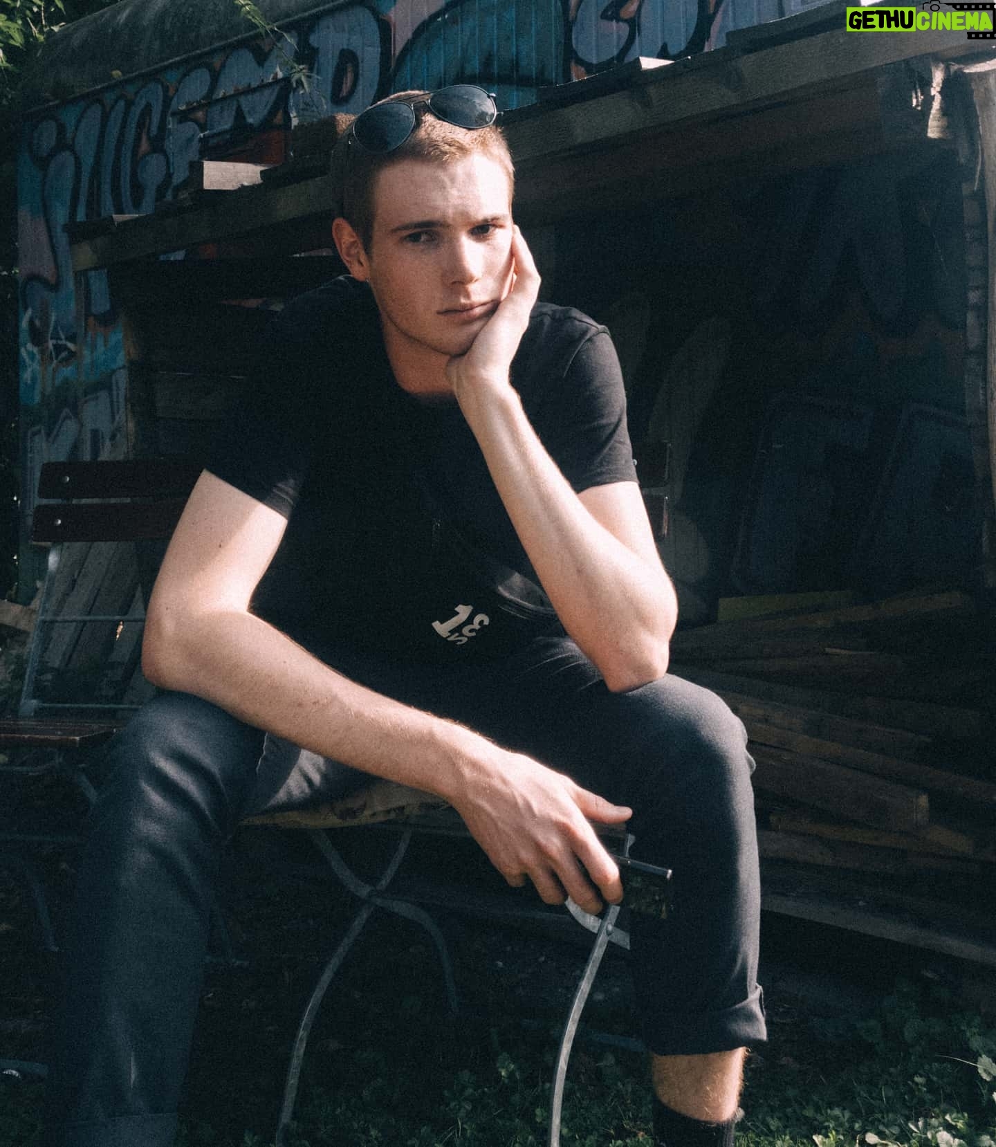Philip Froissant - 4.6K Likes - Foto: @claudiokoehl