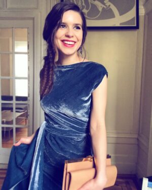 Philippa Coulthard Instagram - More snaps from this unusually glamorous moment 😆 Makeup by @gpcbeauty and hair by @lacyredway 💕 #FerragamoAW18 #Bookcase