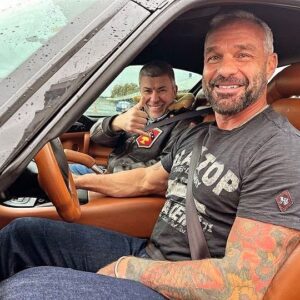 Philippe Bas Instagram - Propulsion sur Vintage (pas que la mécanique) sur @rmcdecouverte avec @francois.allain.officiel 🙌